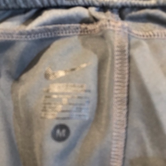 🏃NIKE Athletic Shorts - Picture 6 of 6